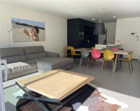 Dolce Vita - zonnig familie appartement met garagebox